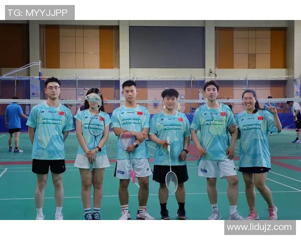 羽毛球个人能力排行榜揭晓成都羽毛球队荣获第二名殊荣