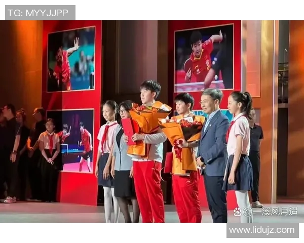 人品优秀的足球明星们如何在赛场外传递正能量与榜样力量